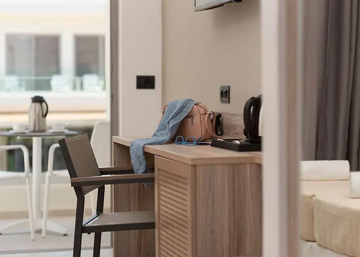 Hotel Oneiro Boutique Tigaki